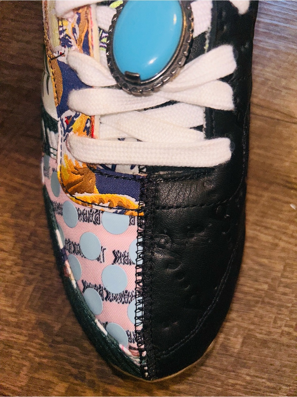 Reebok Classic Leather sneakers, part of the Jurassic Park collaboration - Picture 10 of 13